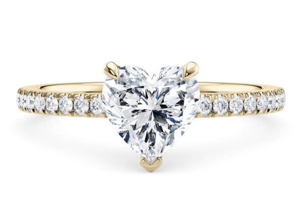 aria banda corazón blanco