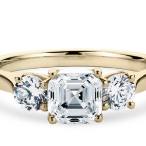 roma trilogía amarillo